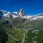 Апартаменти Hellochalet - The Family Crest - Cervinia With Balcony E Mountain Views Брей-Червінія